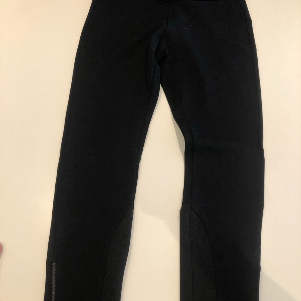 Black legging pants